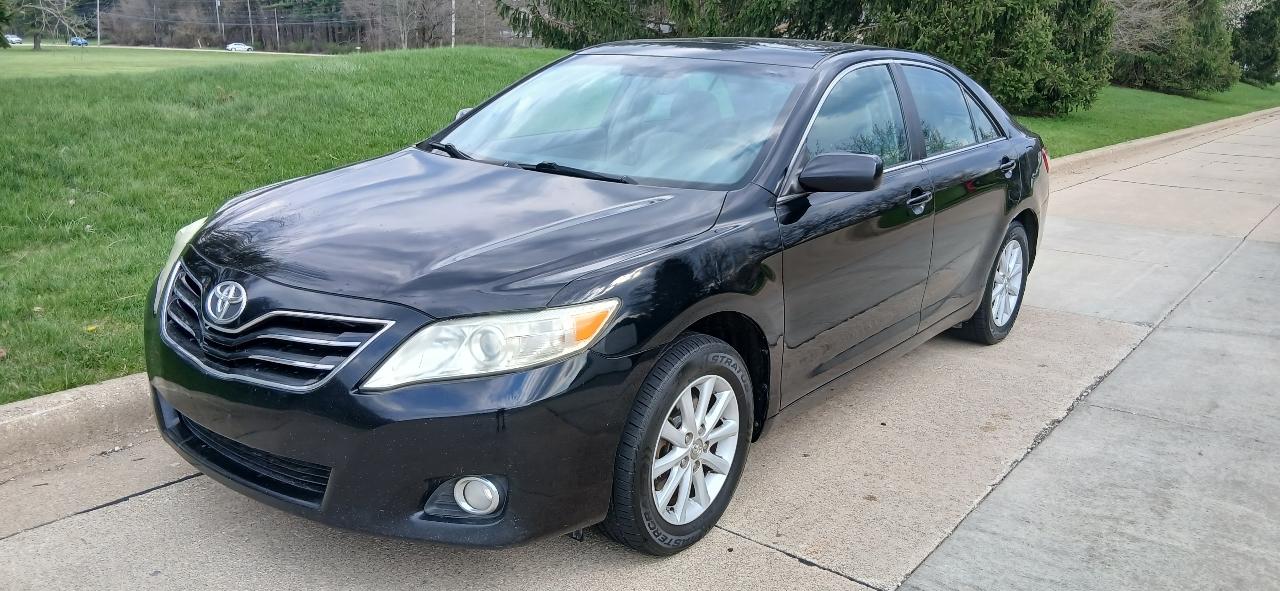 Toyota Camry XLE 4D Sedan 2011