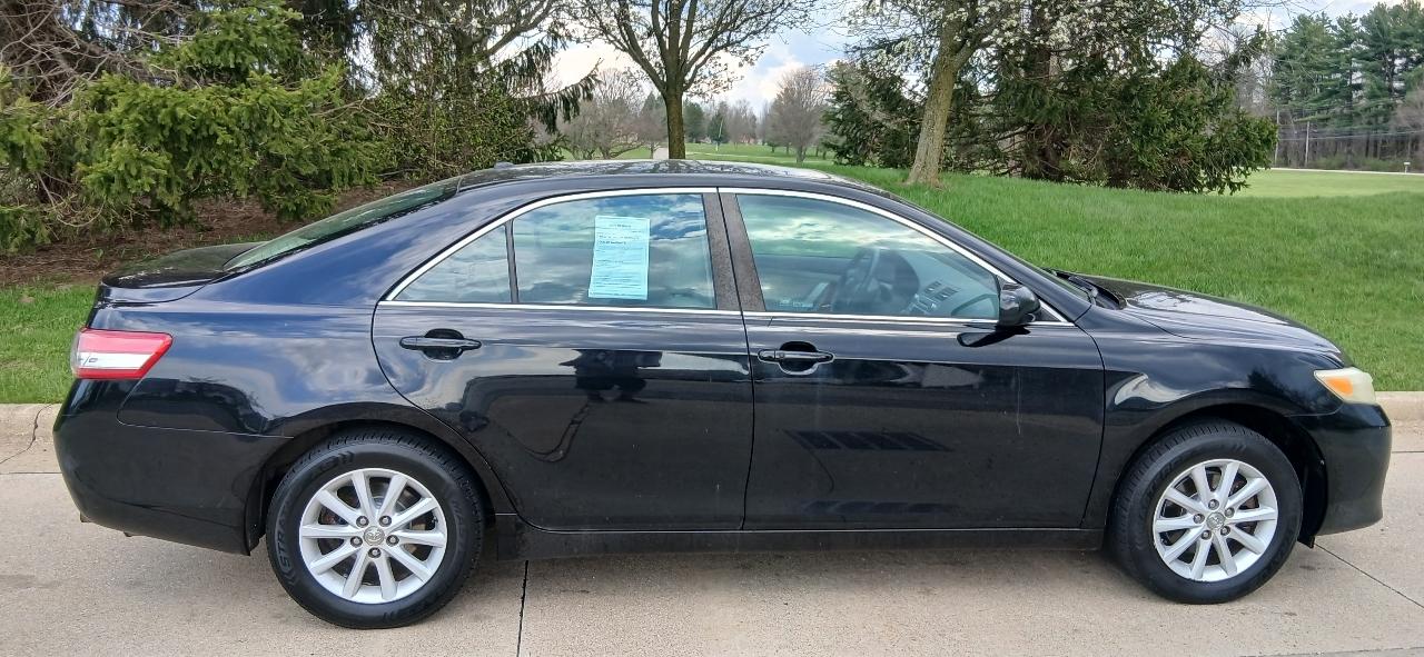 Toyota Camry XLE 4D Sedan 2011
