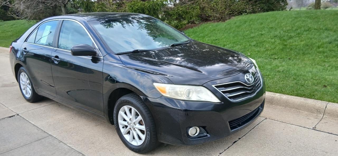 Toyota Camry XLE 4D Sedan 2011