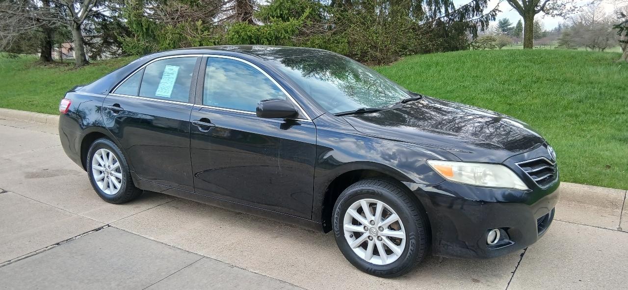 Toyota Camry XLE 4D Sedan 2011
