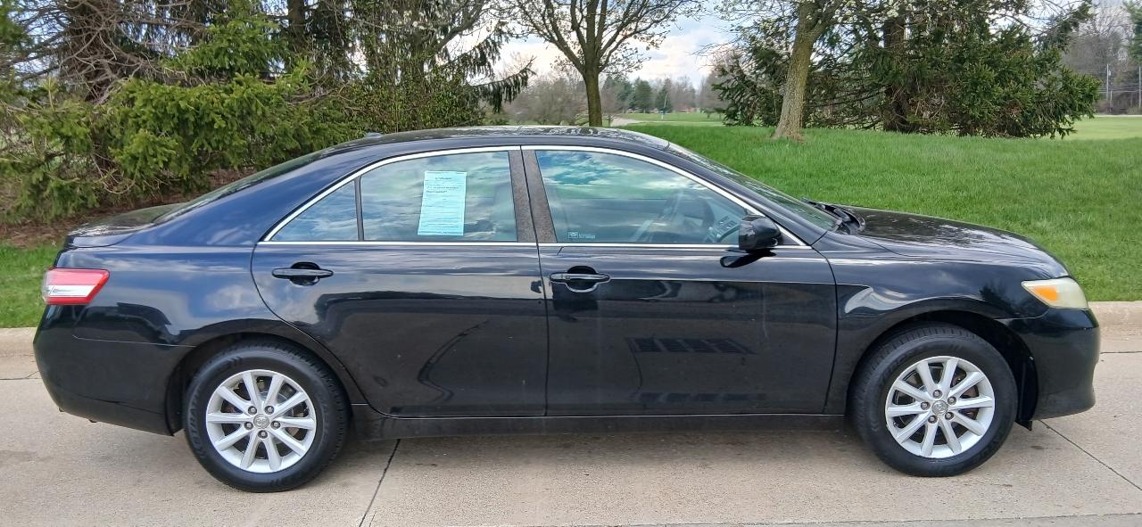 Toyota Camry XLE 4D Sedan 2011