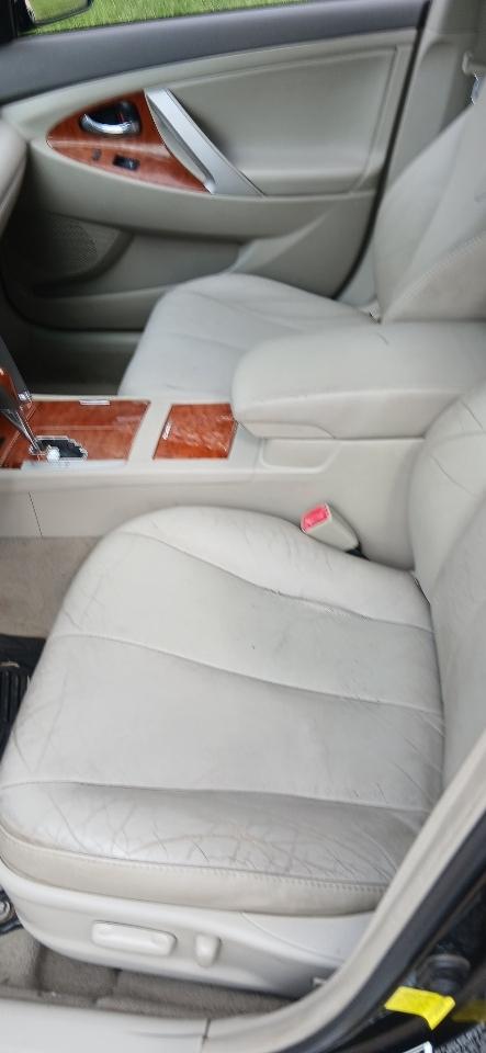 Toyota Camry XLE 4D Sedan 2011