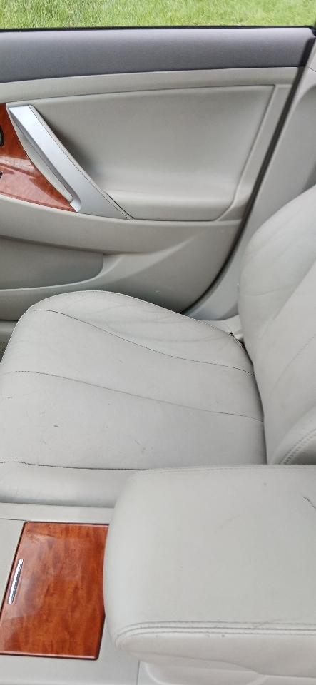 Toyota Camry XLE 4D Sedan 2011