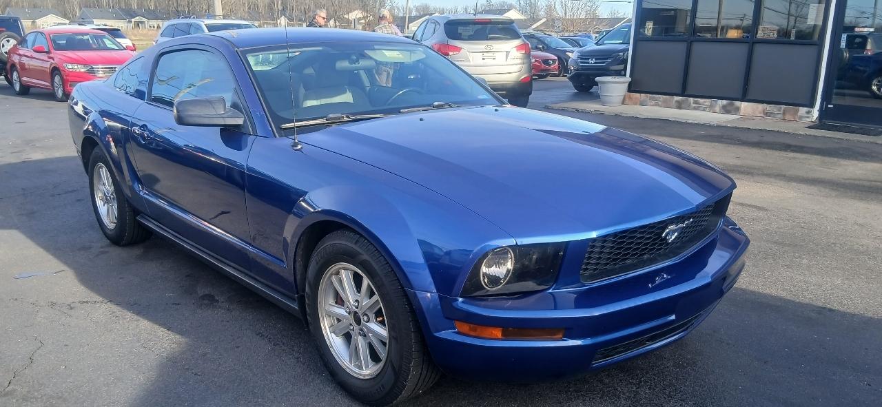 Ford Mustang 2dr Coupe GLX 2007