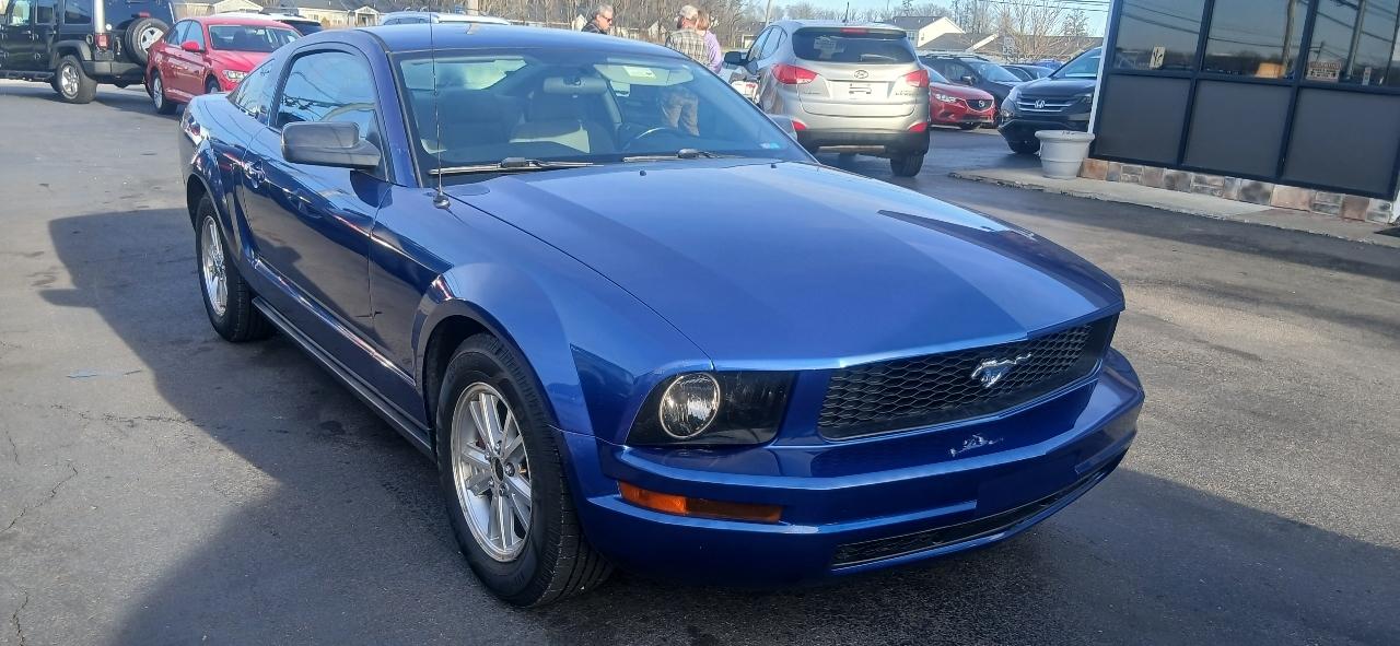 Ford Mustang 2dr Coupe GLX 2007