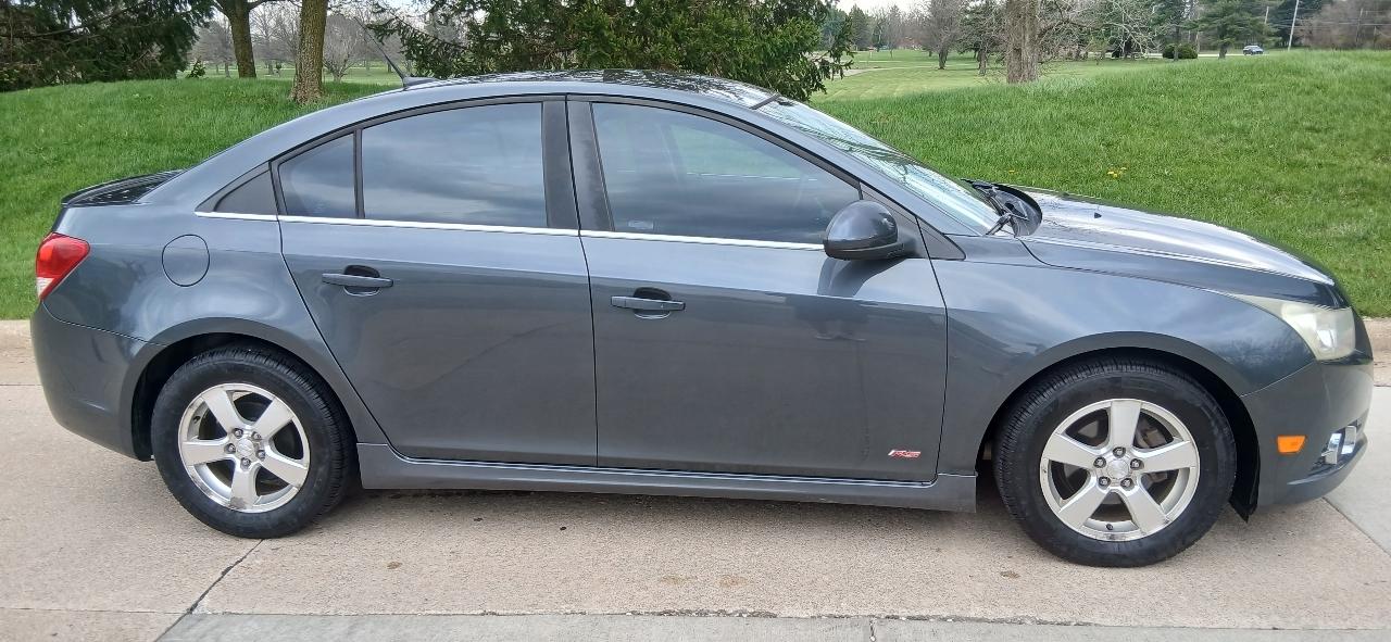 Chevrolet Cruze 2LT Auto 2013