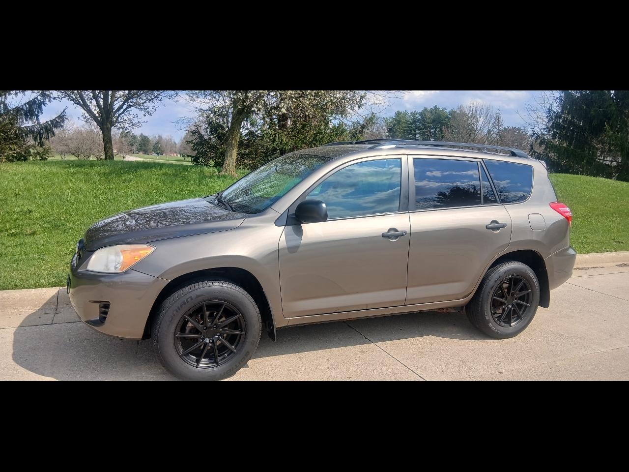 Toyota RAV4 Base I4 4WD 2011