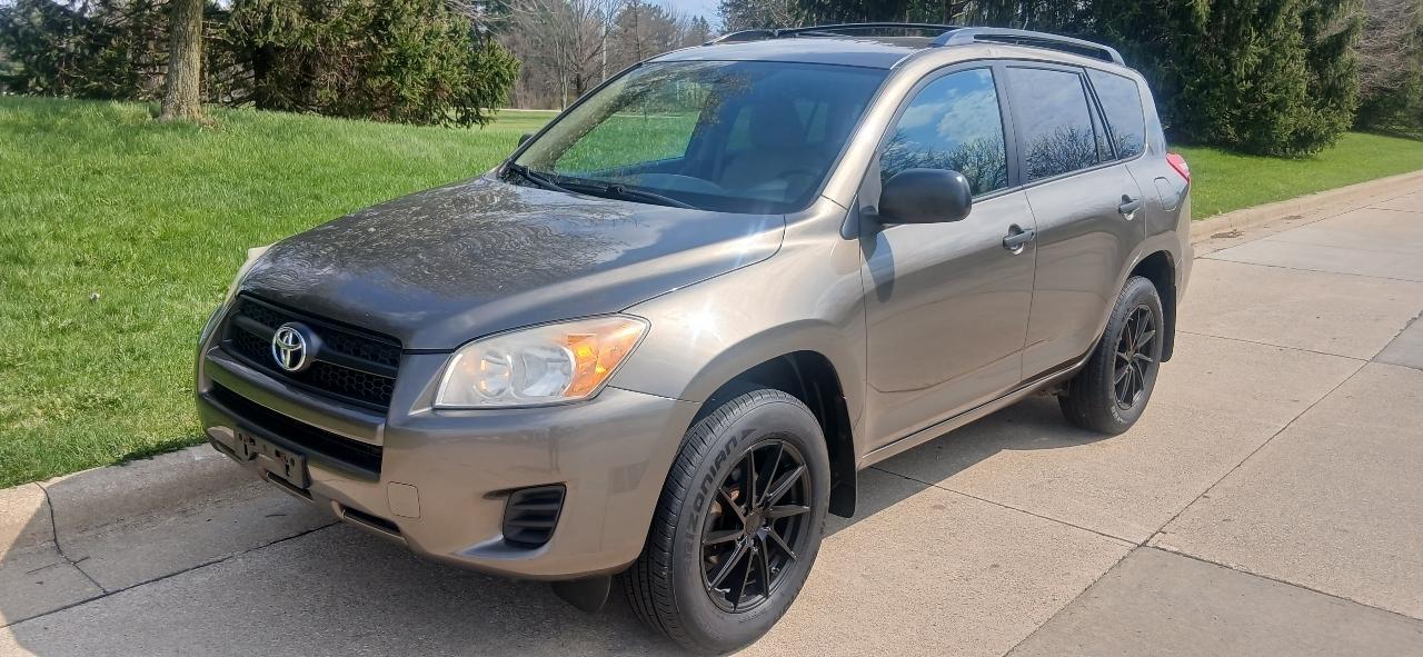 Toyota RAV4 Base I4 4WD 2011