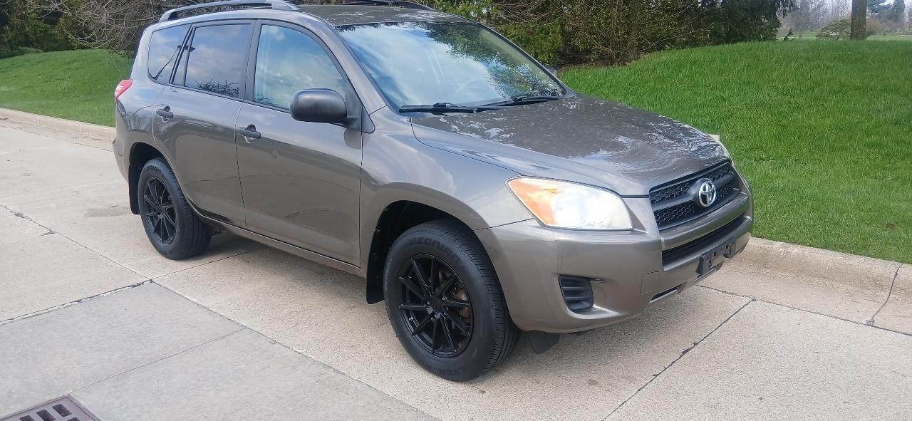 Toyota RAV4 Base I4 4WD 2011