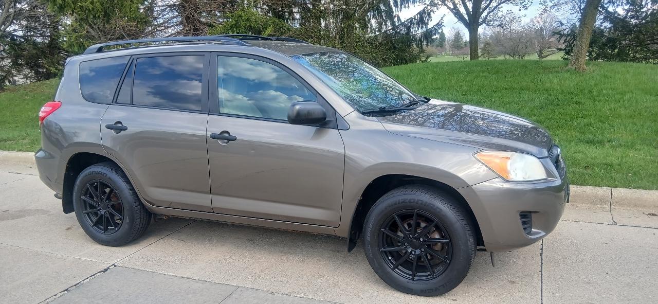 Toyota RAV4 Base I4 4WD 2011