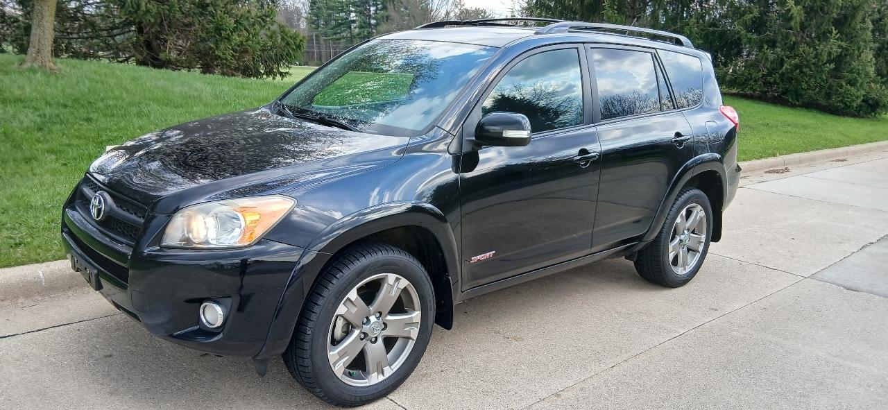 Toyota RAV4 4dr Sport 4-cyl 4WD (Natl) 2011