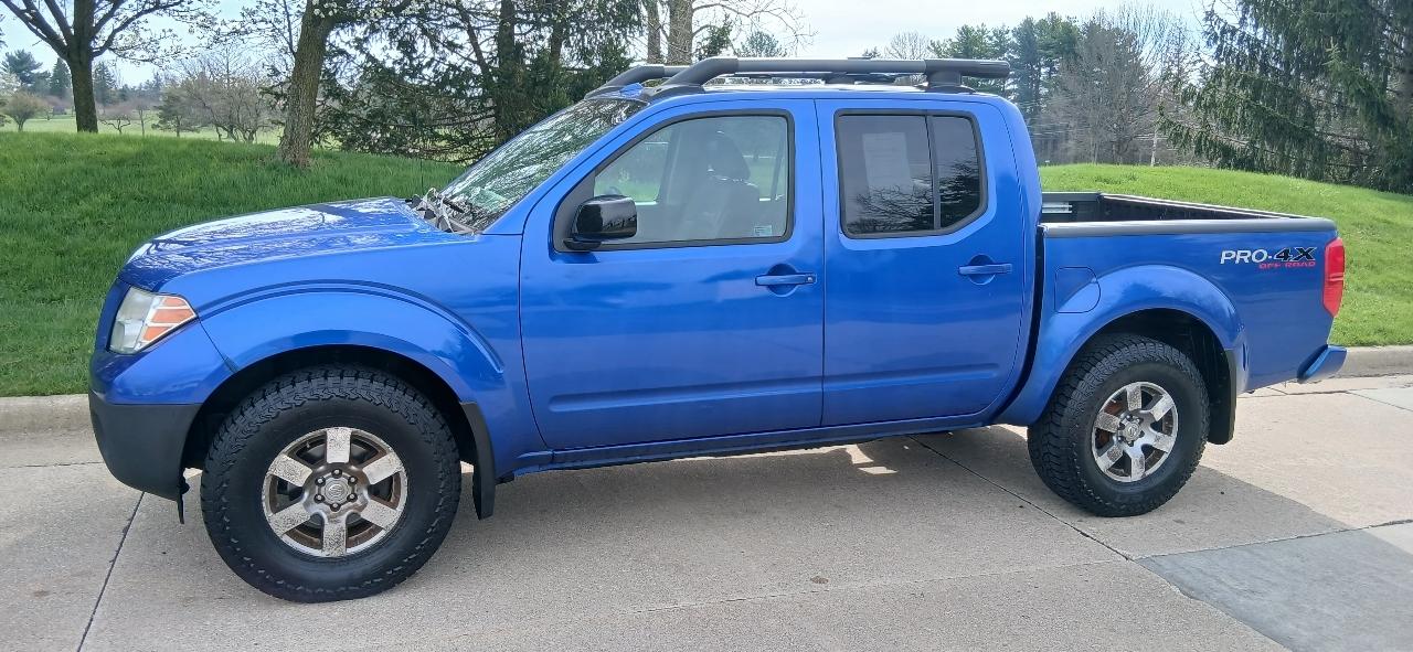 Nissan Frontier PRO-4X King Cab 6MT 4WD 2012