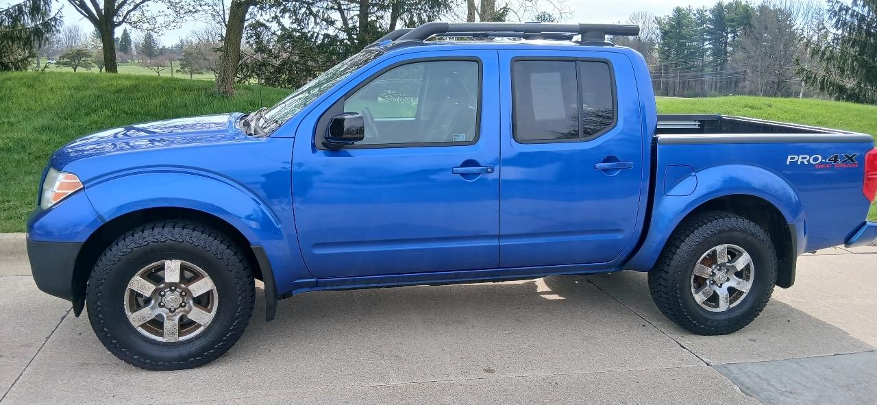 Nissan Frontier PRO-4X King Cab 6MT 4WD 2012