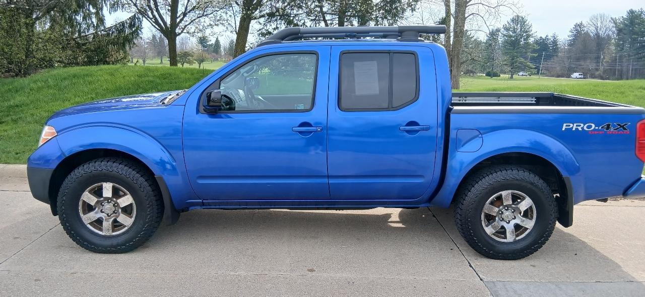 Nissan Frontier PRO-4X King Cab 6MT 4WD 2012