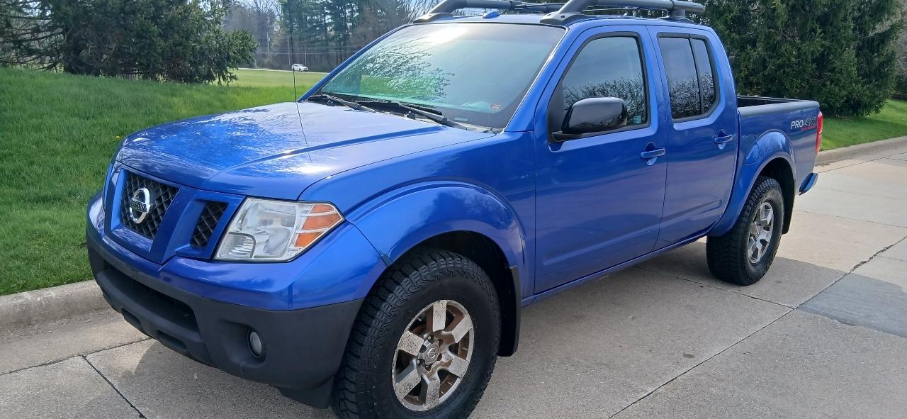 Nissan Frontier PRO-4X King Cab 6MT 4WD 2012