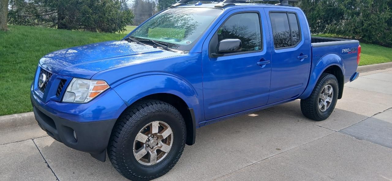 Nissan Frontier PRO-4X King Cab 6MT 4WD 2012