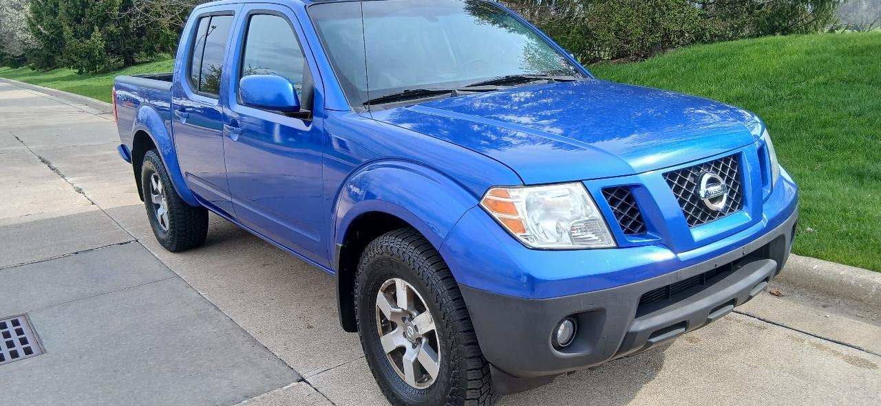 Nissan Frontier PRO-4X King Cab 6MT 4WD 2012