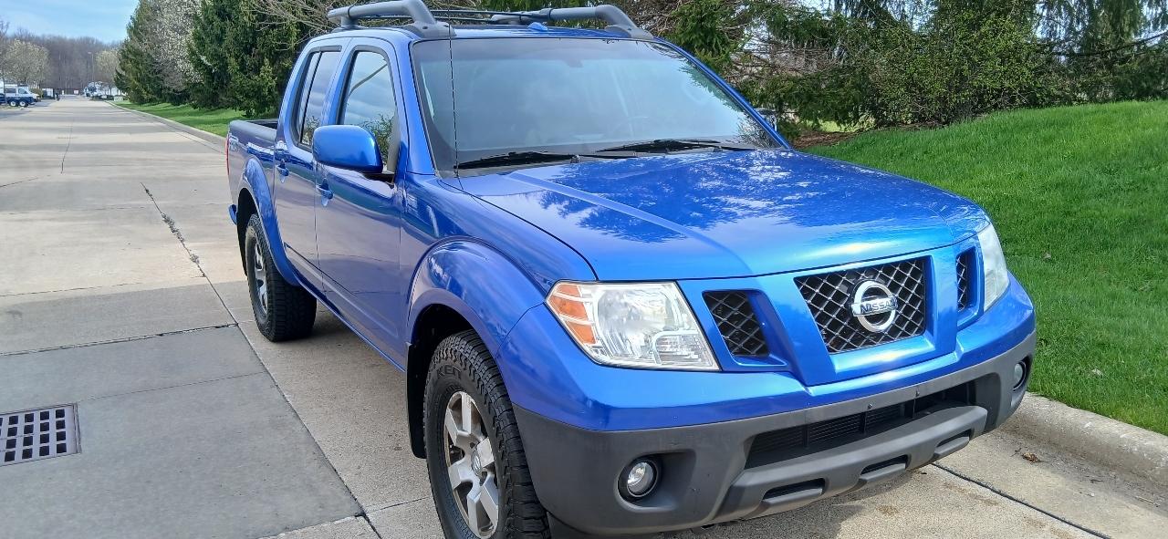 Nissan Frontier PRO-4X King Cab 6MT 4WD 2012