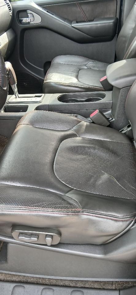 Nissan Frontier PRO-4X King Cab 6MT 4WD 2012