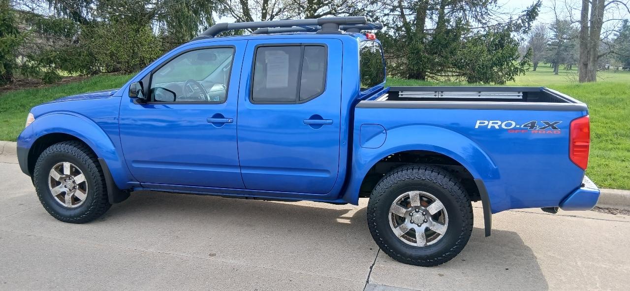 Nissan Frontier PRO-4X King Cab 6MT 4WD 2012