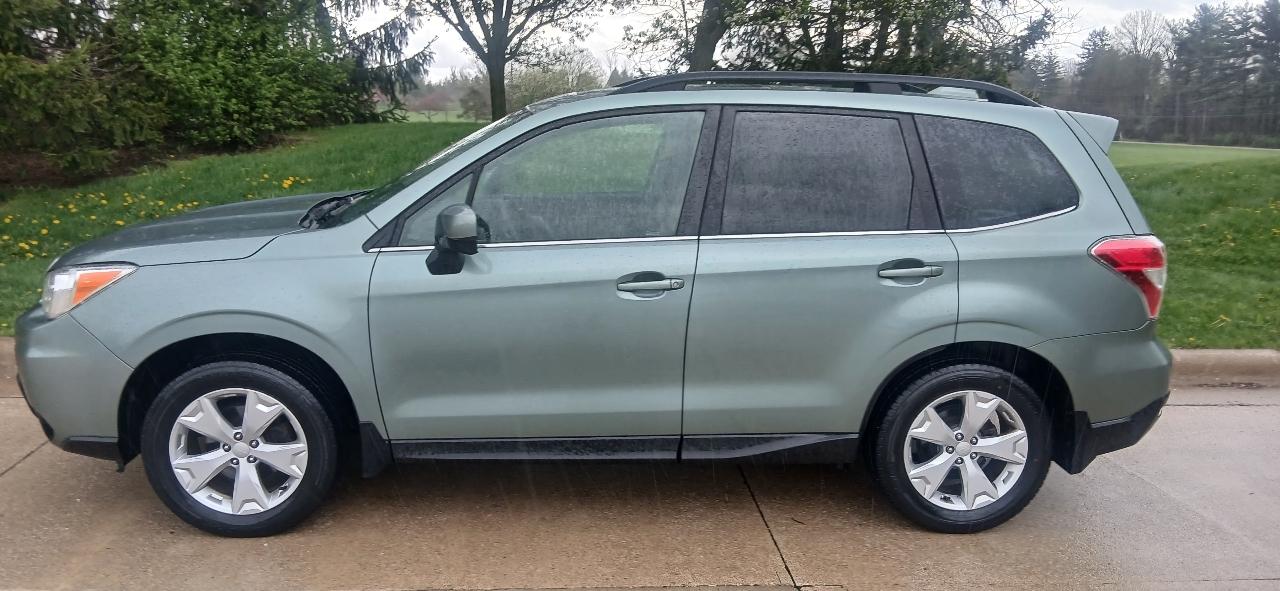 Subaru Forester 2.5i Touring 2016