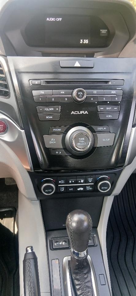 Acura ILX 4dr Sdn w/Premium Pkg 2016