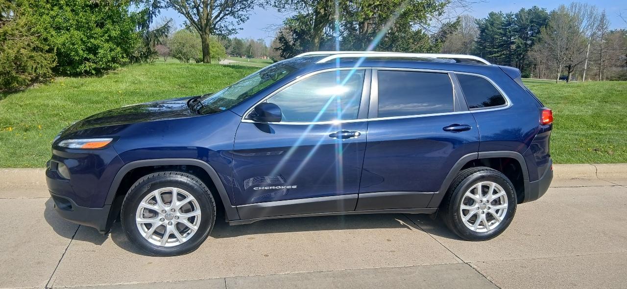 Jeep Cherokee Latitude FWD 2015