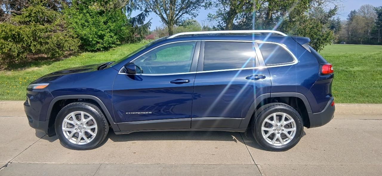 Jeep Cherokee Latitude FWD 2015