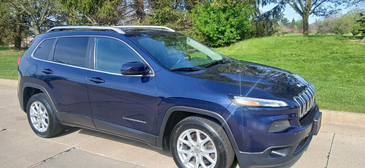 Jeep Cherokee Latitude FWD 2015