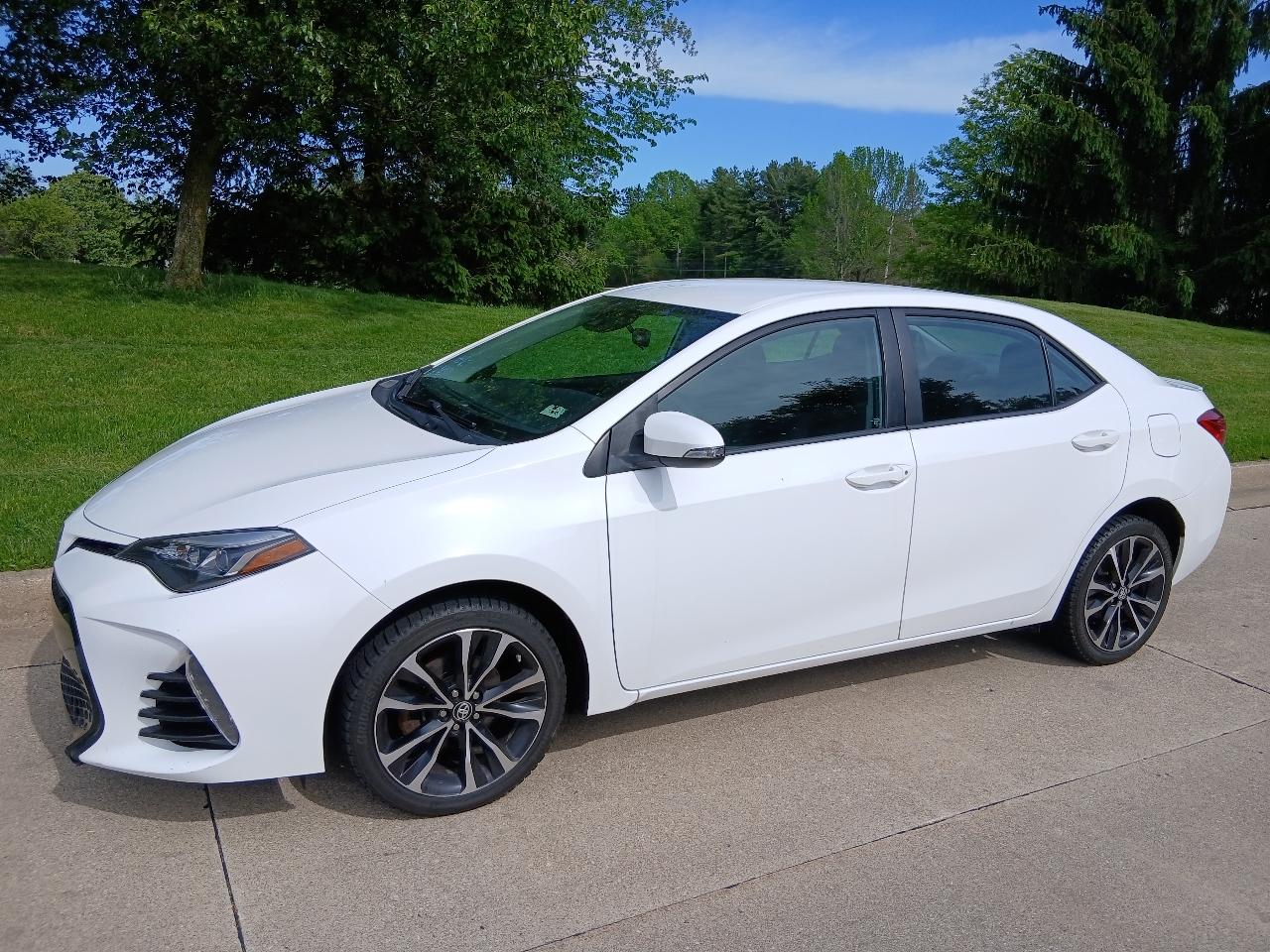 Toyota Corolla SE 4D Sedan 2017