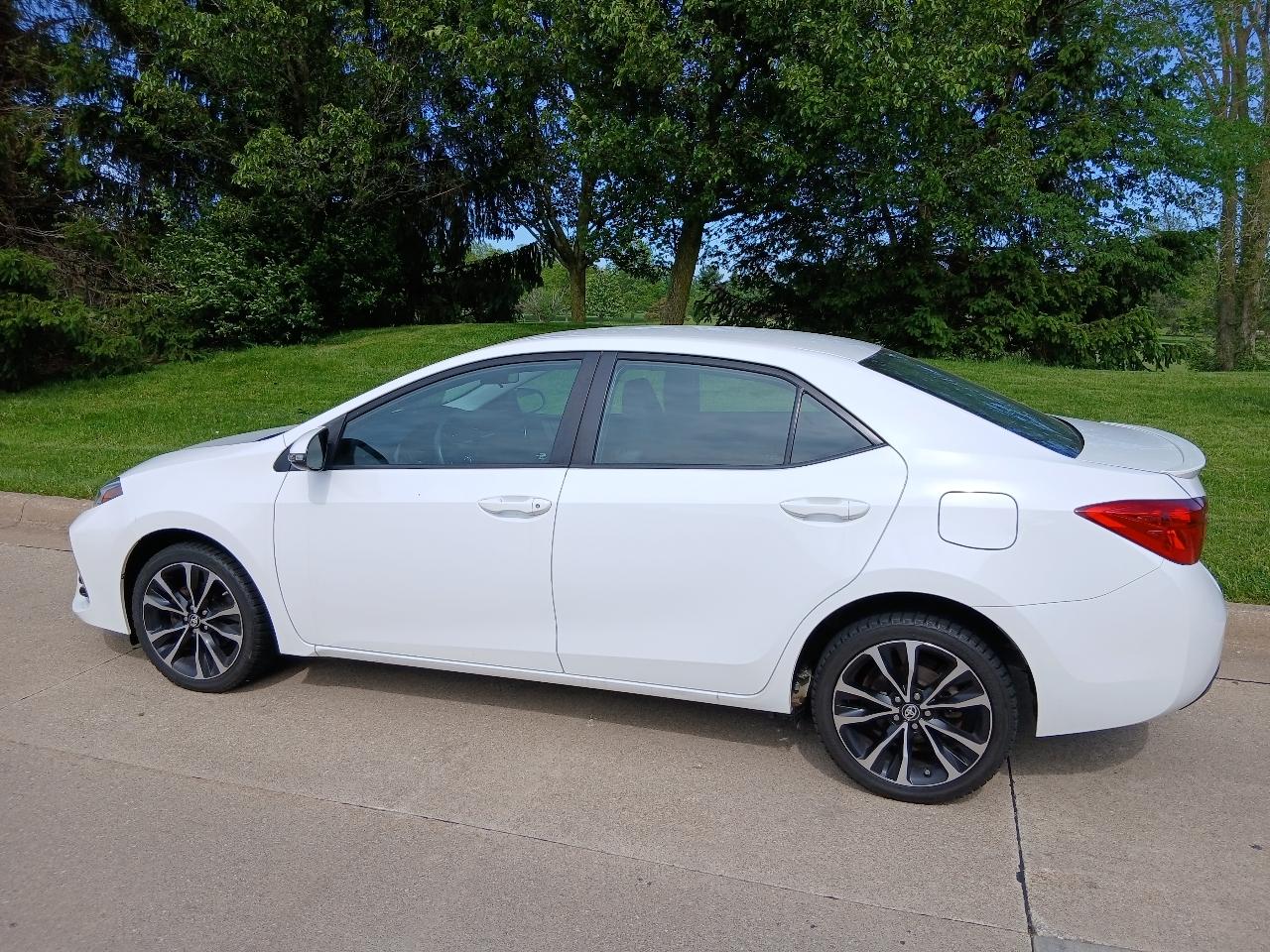 Toyota Corolla SE 4D Sedan 2017