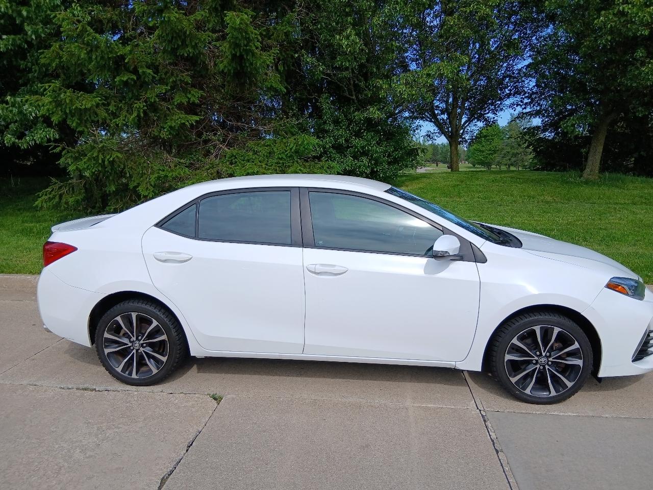 Toyota Corolla SE 4D Sedan 2017