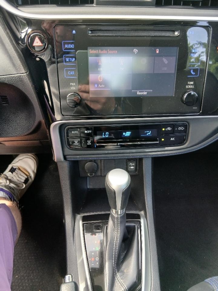 Toyota Corolla SE 4D Sedan 2017