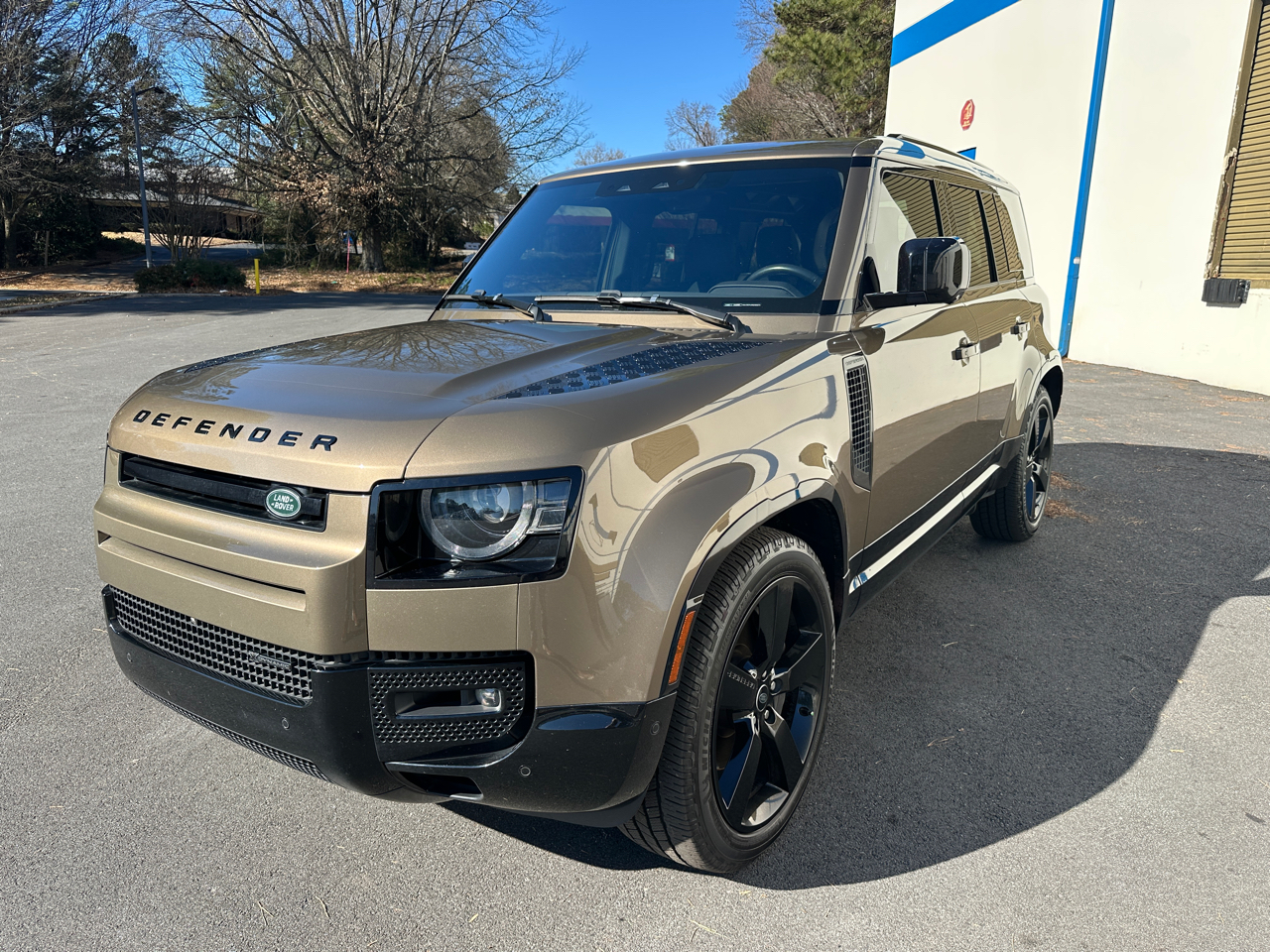 Land Rover Defender 110 X-Dynamic HSE AWD 2022