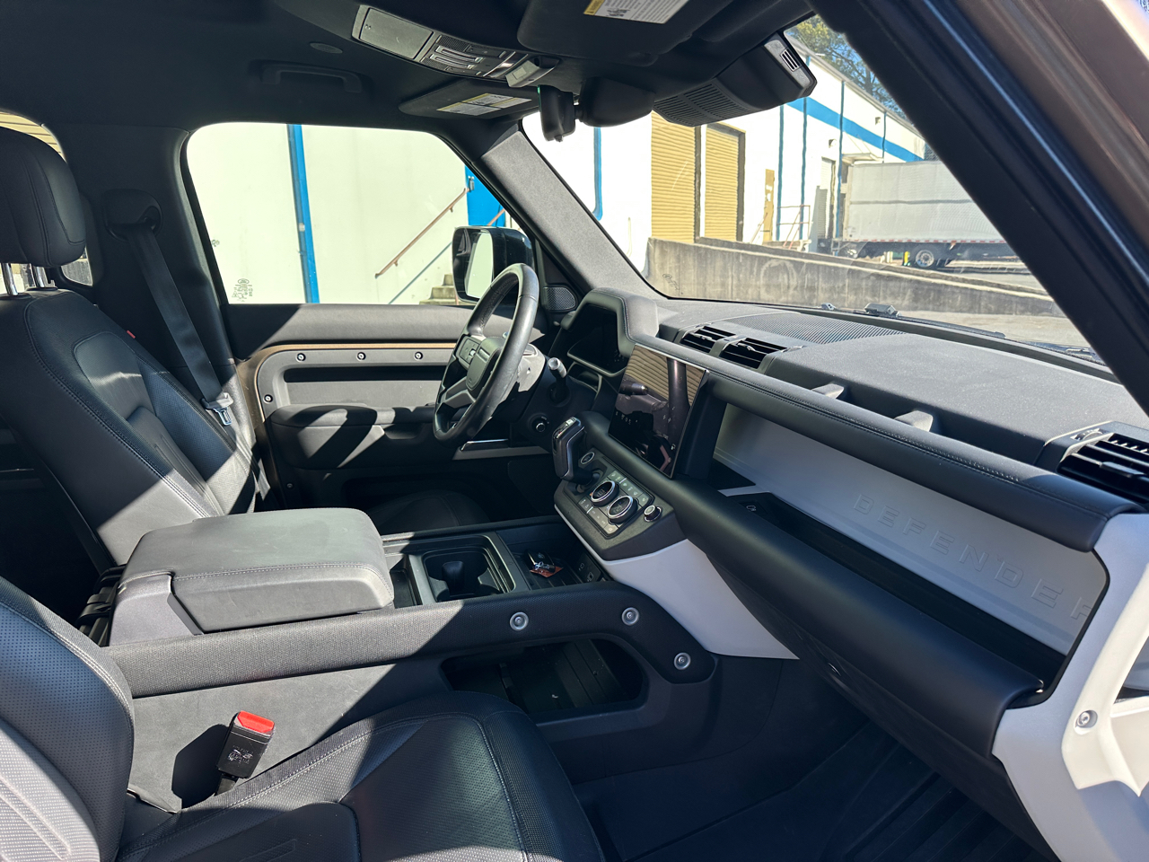 Land Rover Defender 110 X-Dynamic HSE AWD 2022