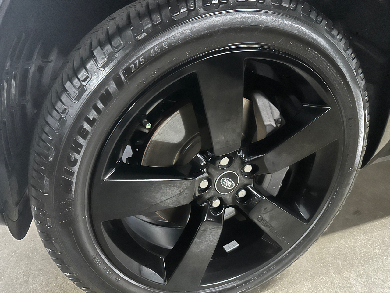 Land Rover Defender 110 X-Dynamic HSE AWD 2022