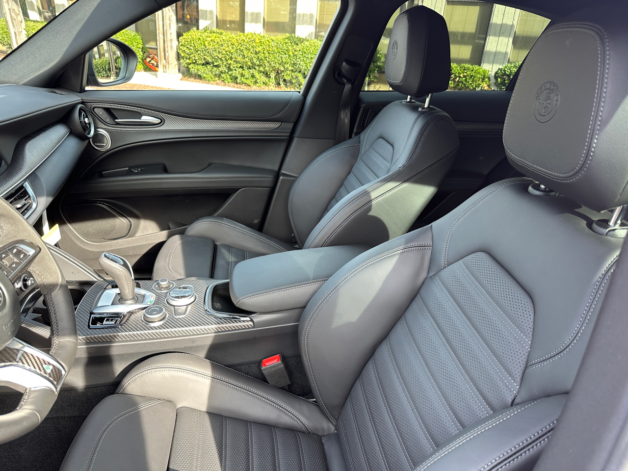 Alfa Romeo Stelvio Quadrifoglio 2024