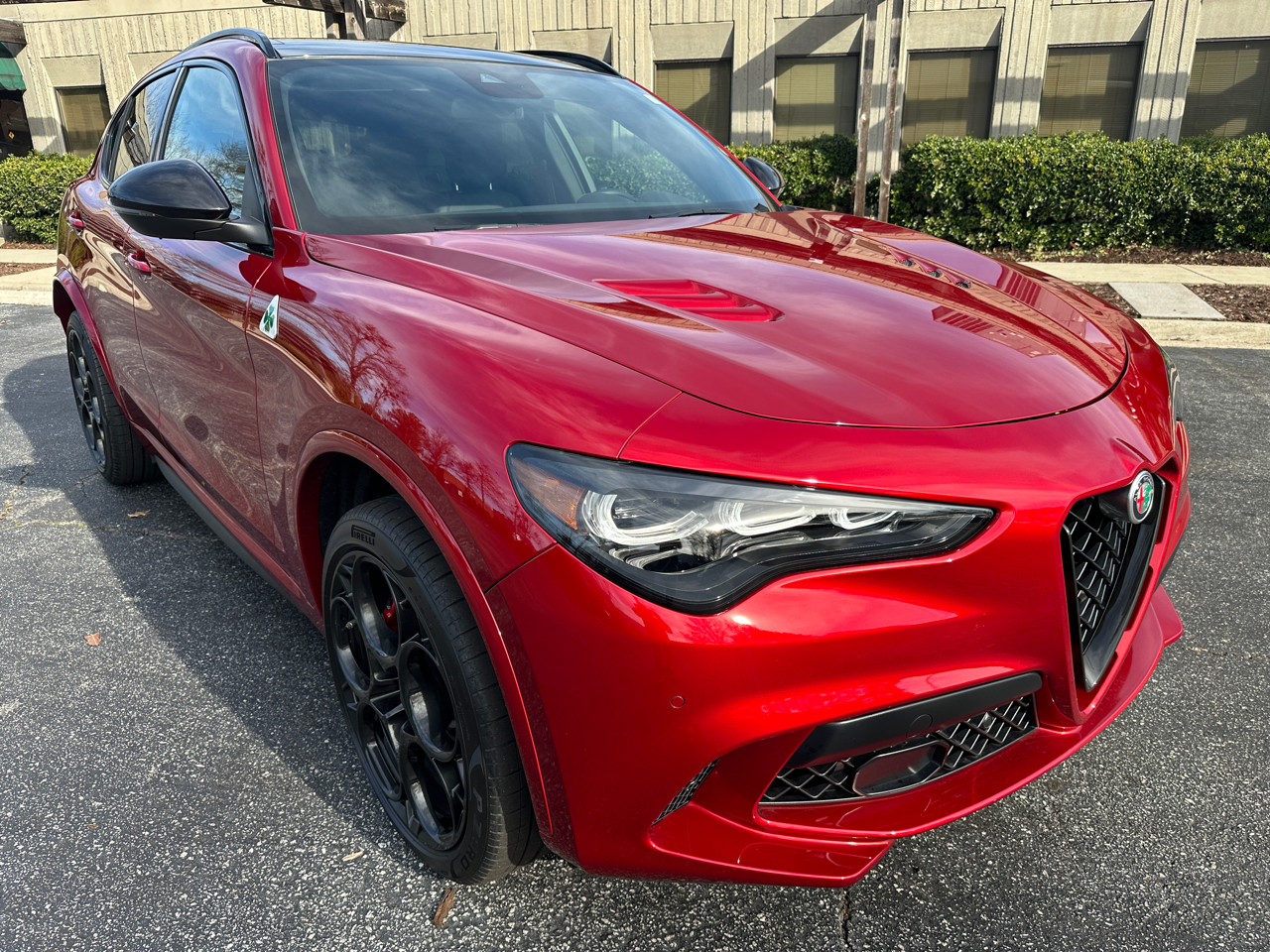 Alfa Romeo Stelvio Quadrifoglio 2024