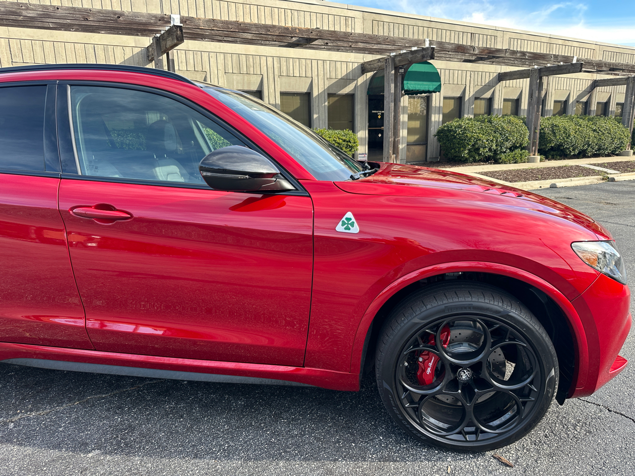 Alfa Romeo Stelvio Quadrifoglio 2024