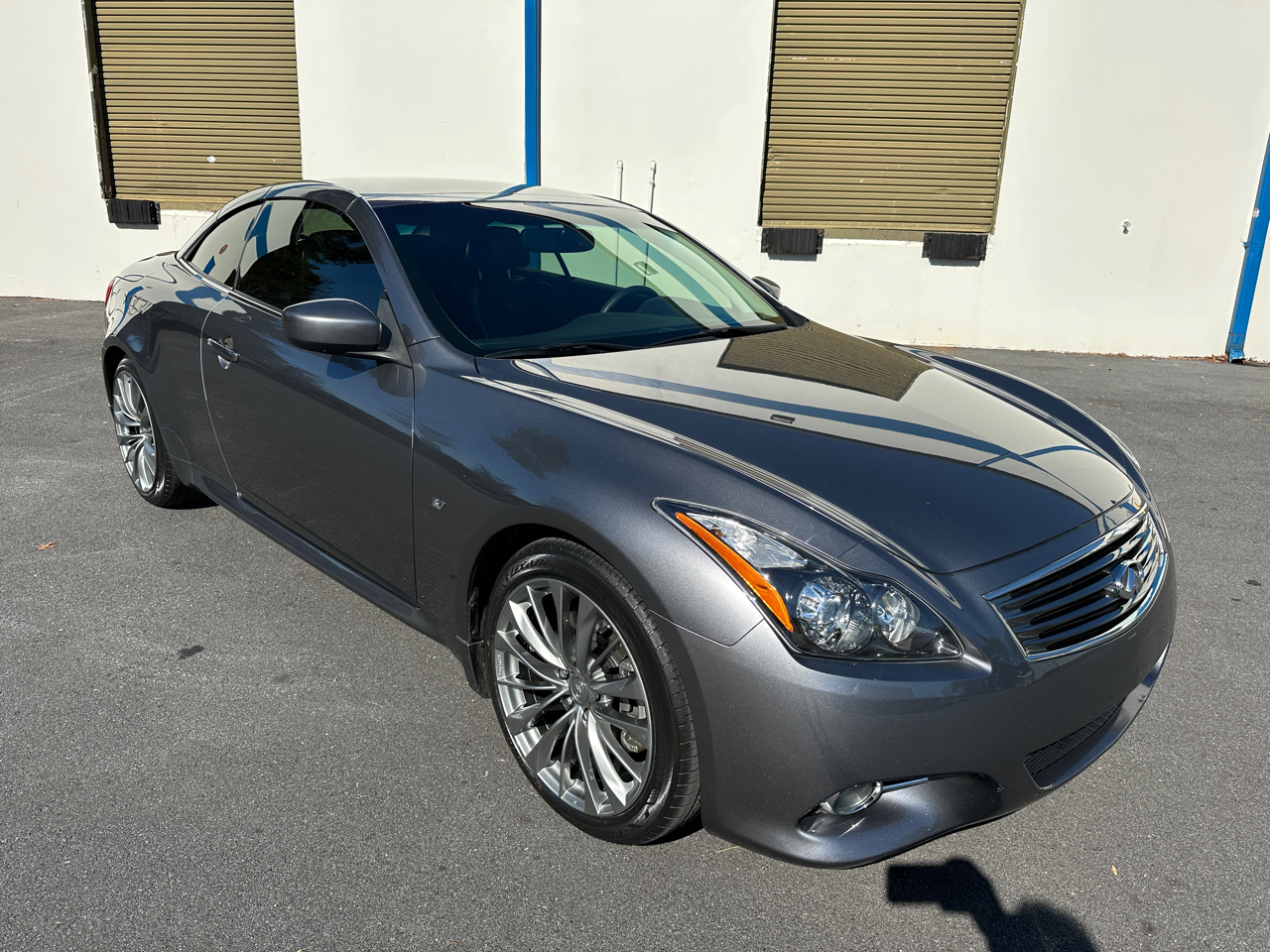 2014 Infiniti Q60 Convertible 2dr