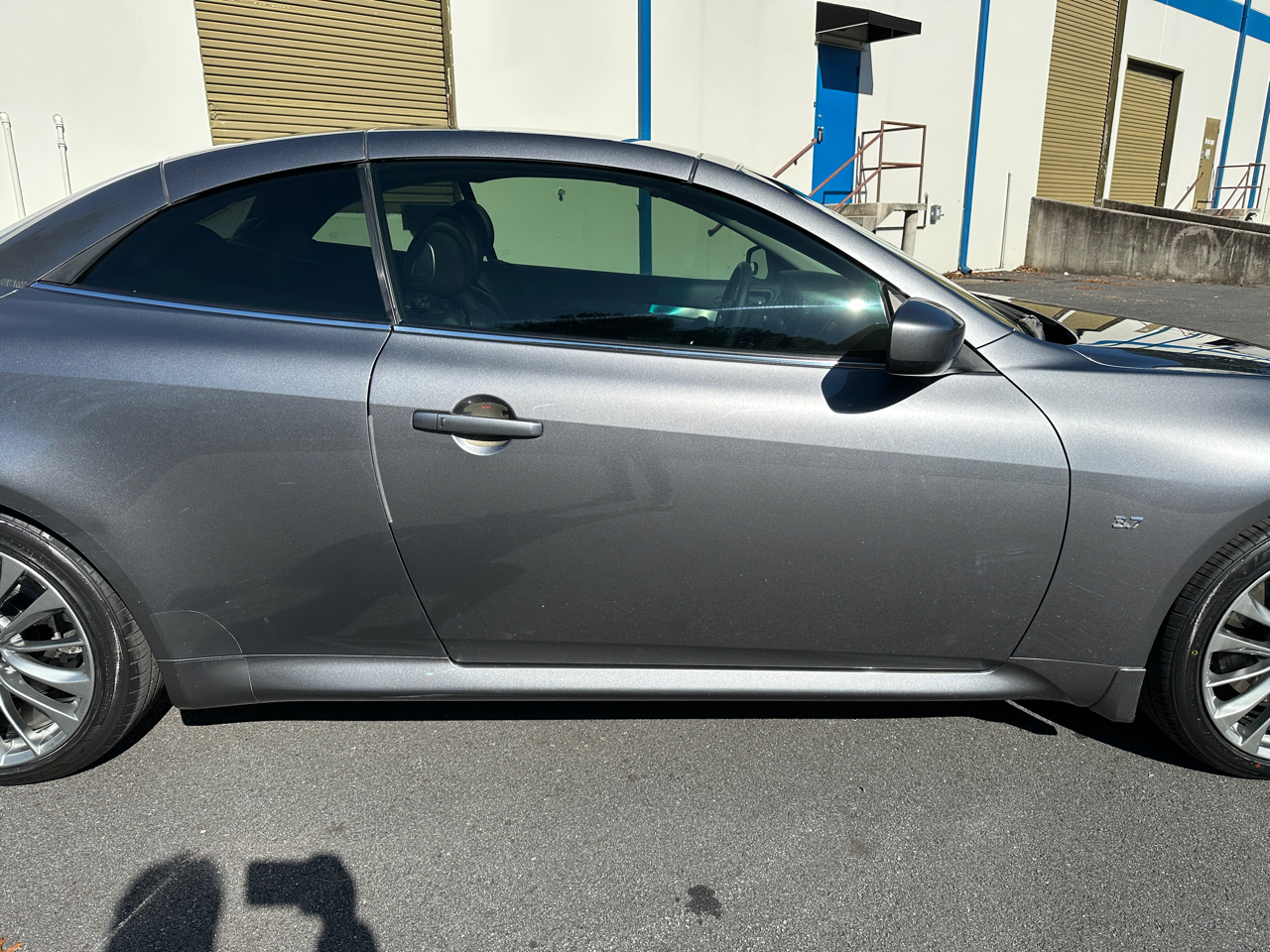 Infiniti Q60 Convertible 2dr 2014