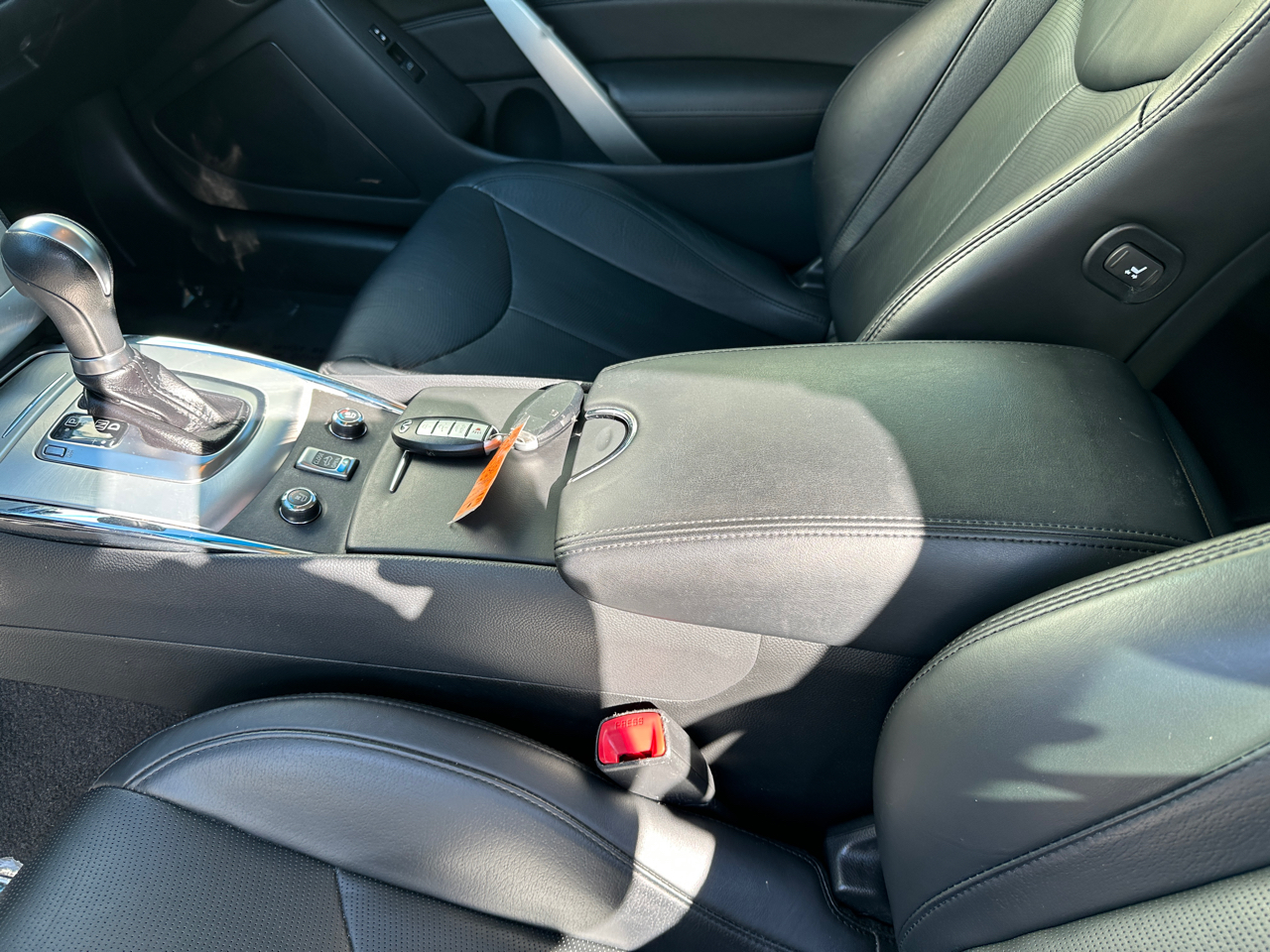 Infiniti Q60 Convertible 2dr 2014