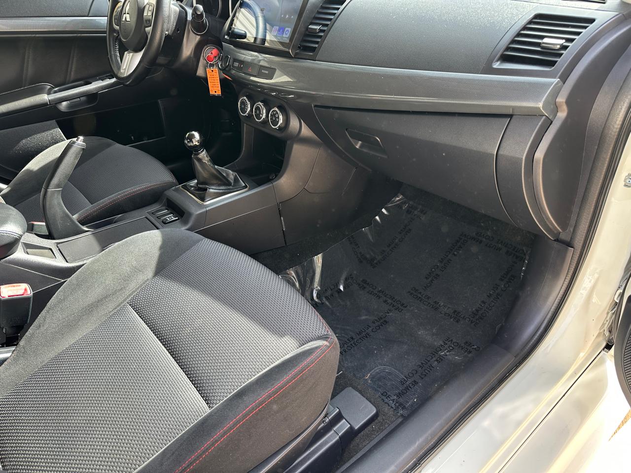 Mitsubishi Lancer Evolution 4dr Sdn Man GSR 2015