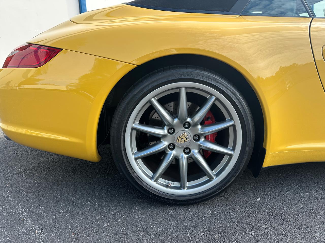 Porsche 911 2dr Cabriolet Carrera S 2006