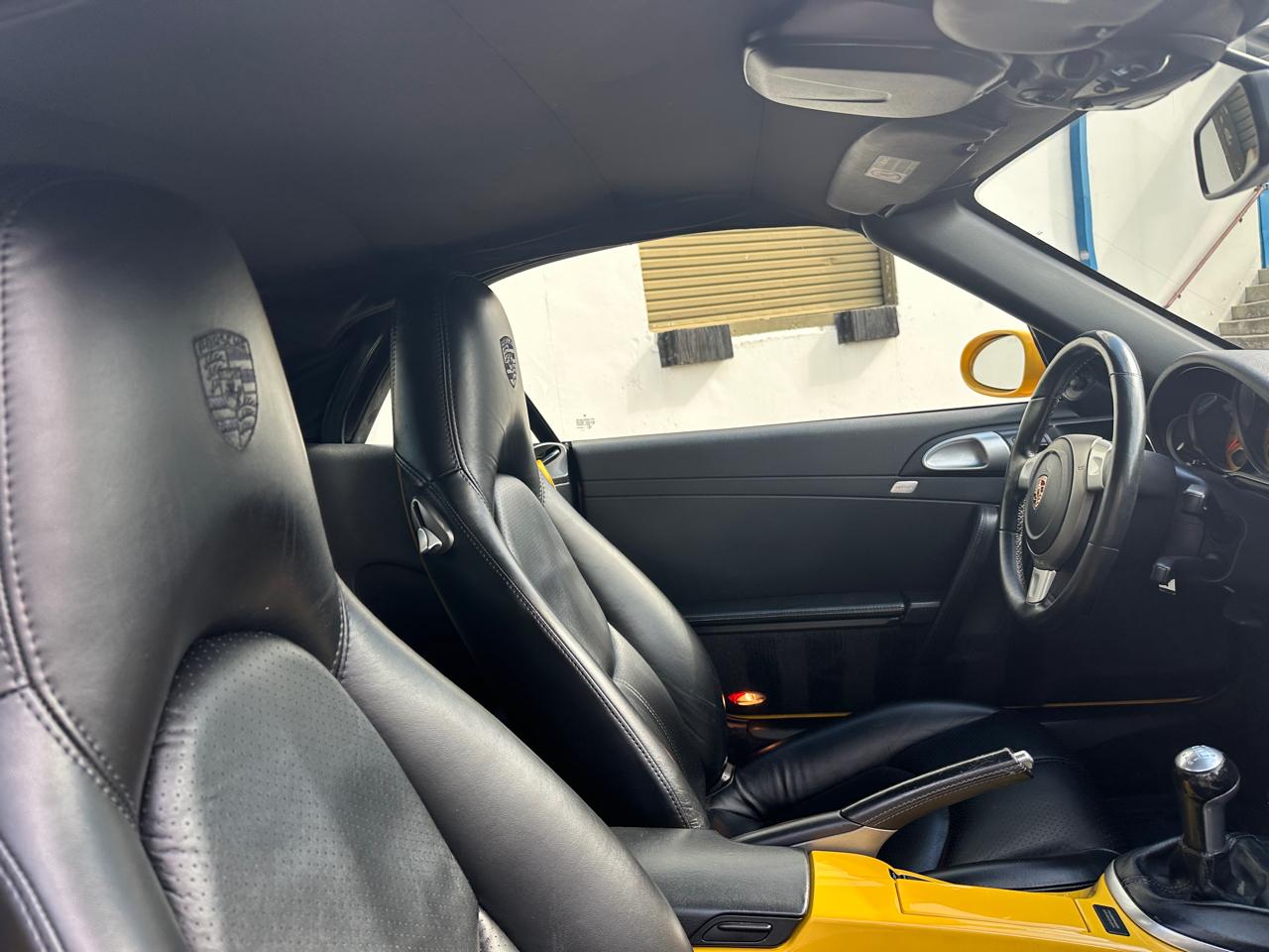 Porsche 911 2dr Cabriolet Carrera S 2006