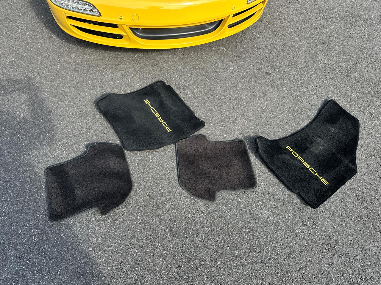 Porsche 911 2dr Cabriolet Carrera S 2006