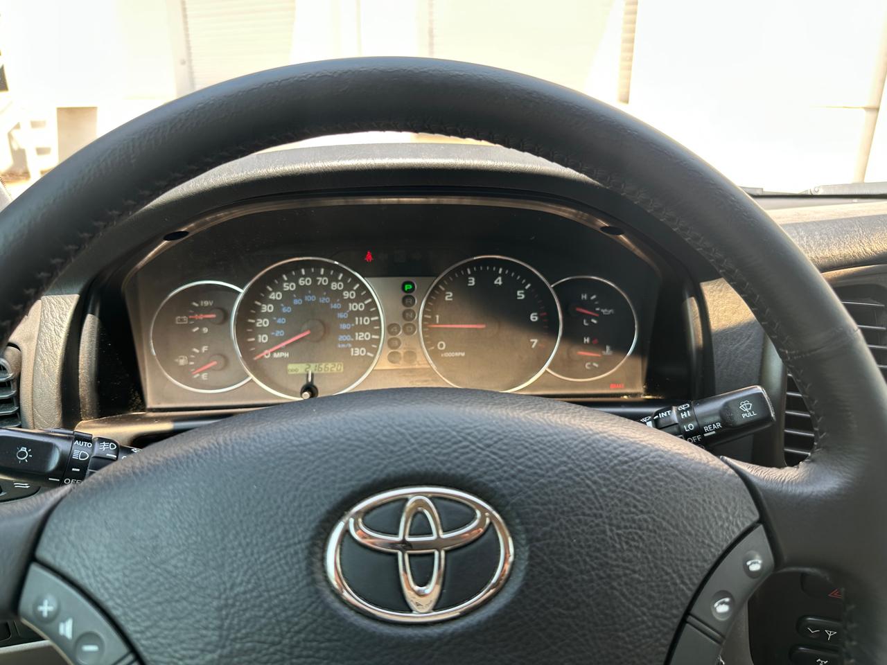 Toyota Land Cruiser 4dr 4WD (Natl) 2005