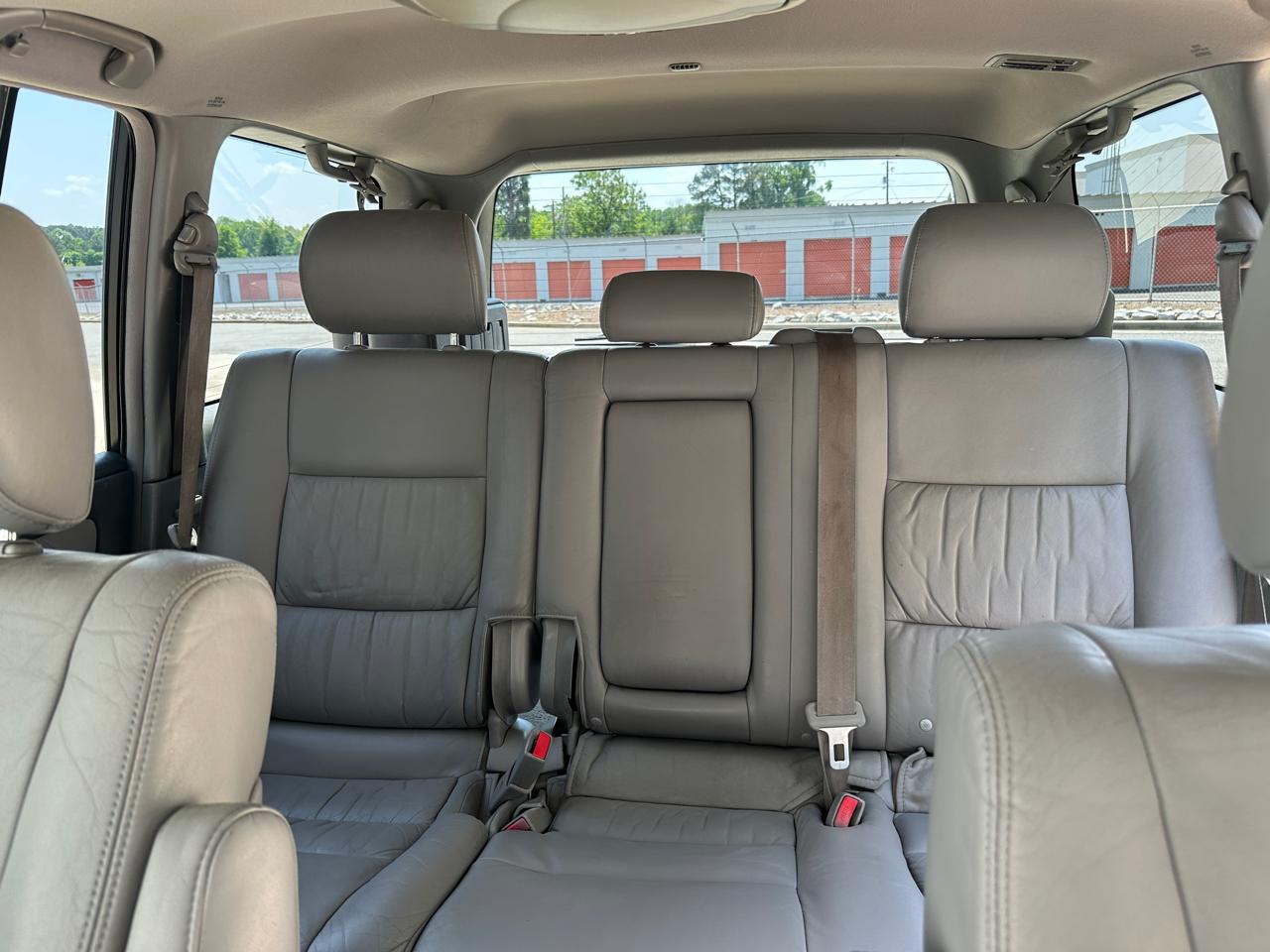 Toyota Land Cruiser 4dr 4WD (Natl) 2005