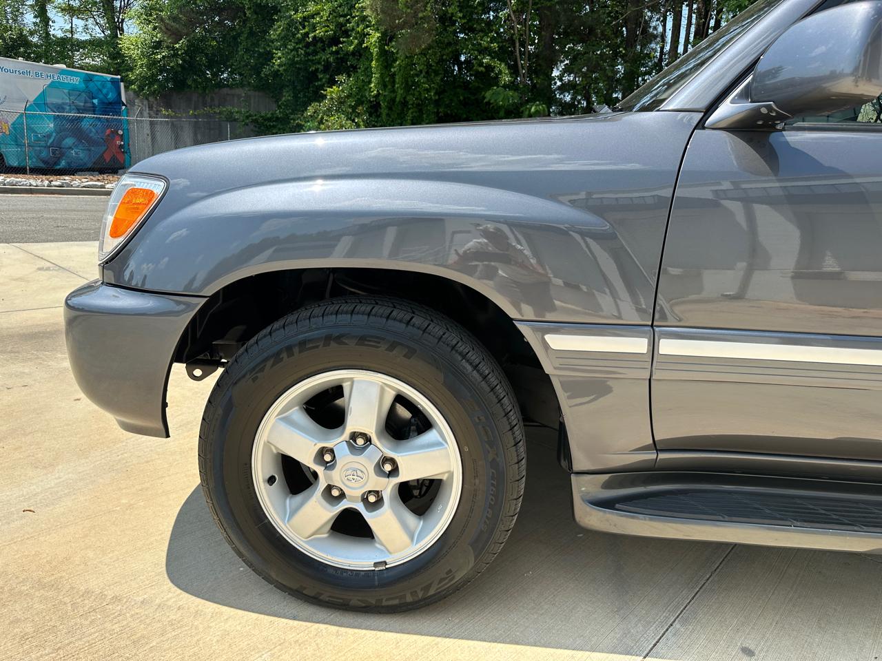 Toyota Land Cruiser 4dr 4WD (Natl) 2005