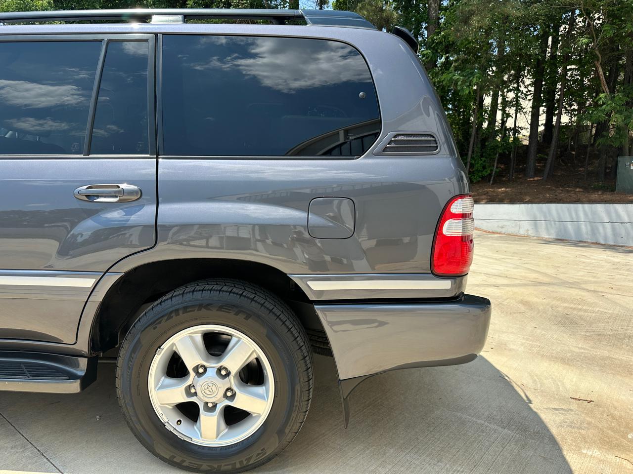 Toyota Land Cruiser 4dr 4WD (Natl) 2005